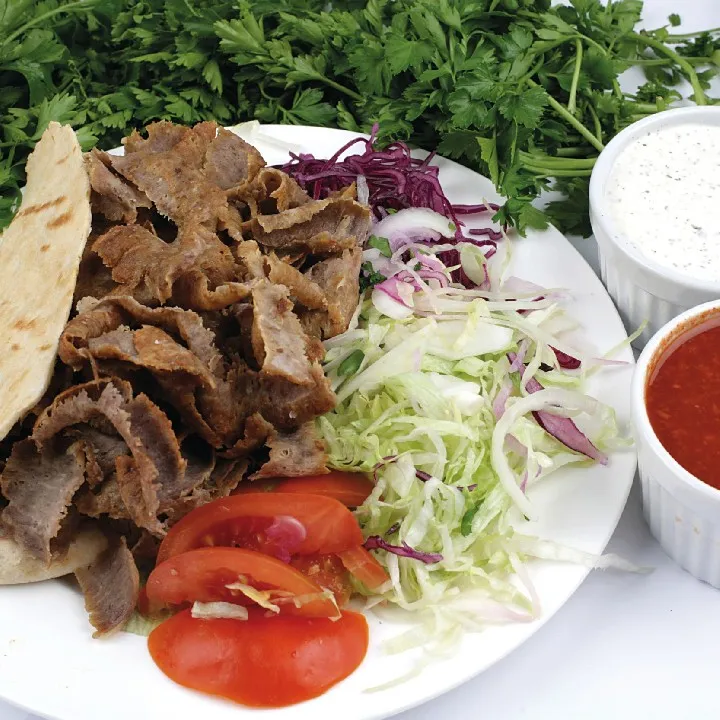 Préparation des spécialités libanaises en cuisine